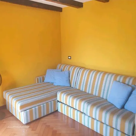 Nice Small On The Lake Вилла